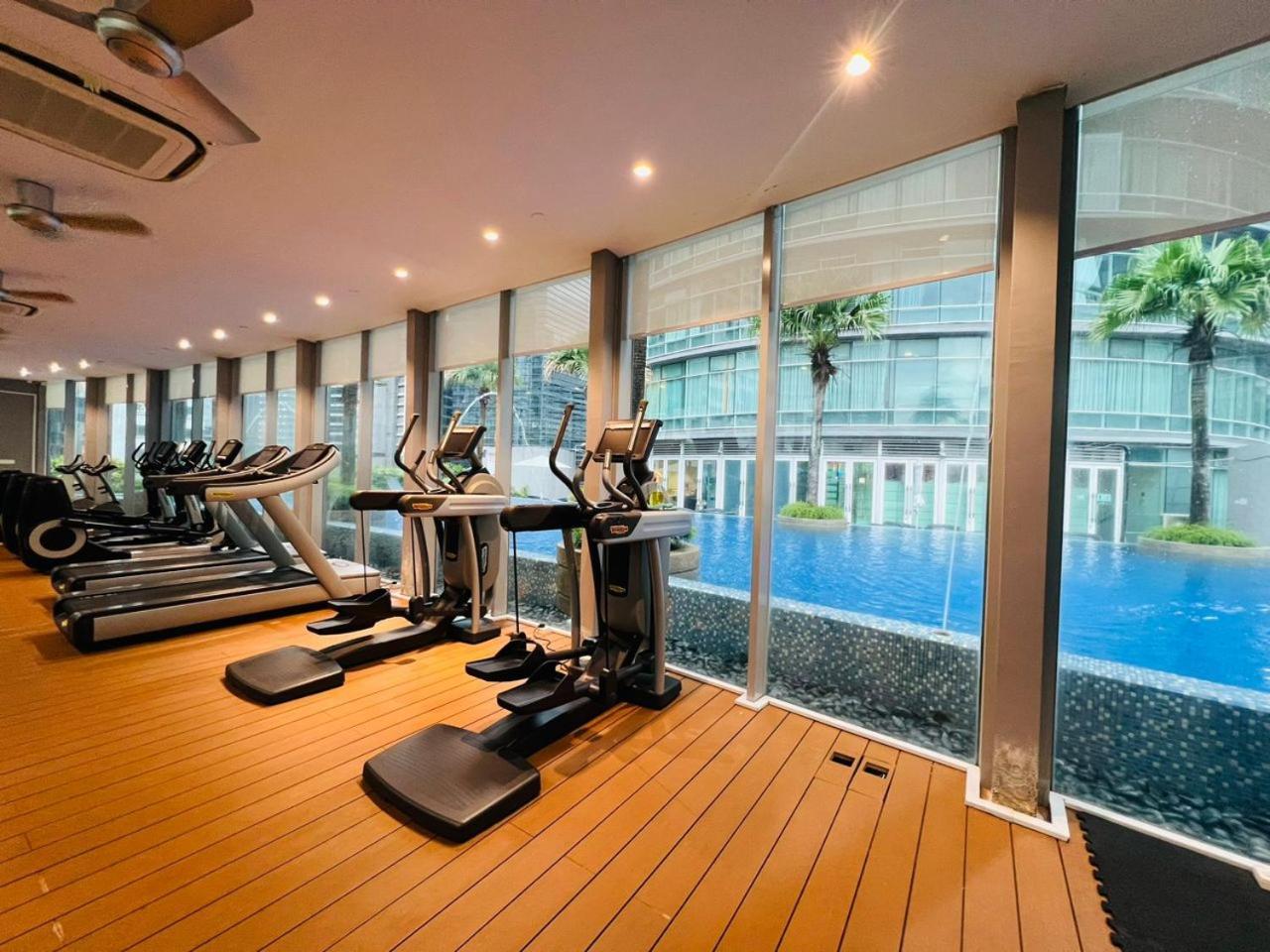 Vortex Suites Klcc By Moonlight 쿠알라룸푸르 외부 사진