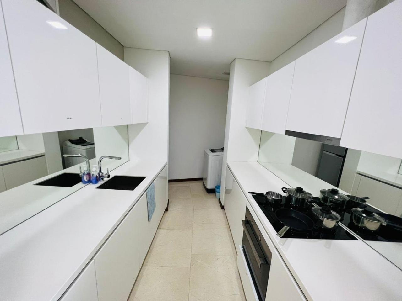 Vortex Suites Klcc By Moonlight 쿠알라룸푸르 외부 사진