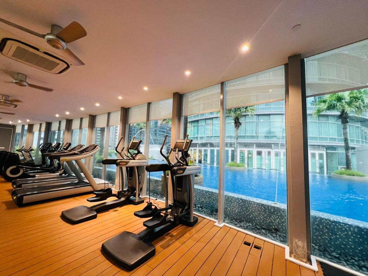 Vortex Suites Klcc By Moonlight 쿠알라룸푸르 외부 사진