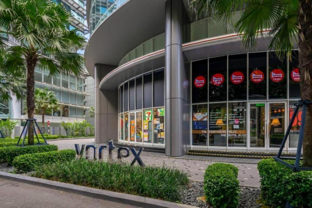 Vortex Suites Klcc By Moonlight 쿠알라룸푸르 외부 사진